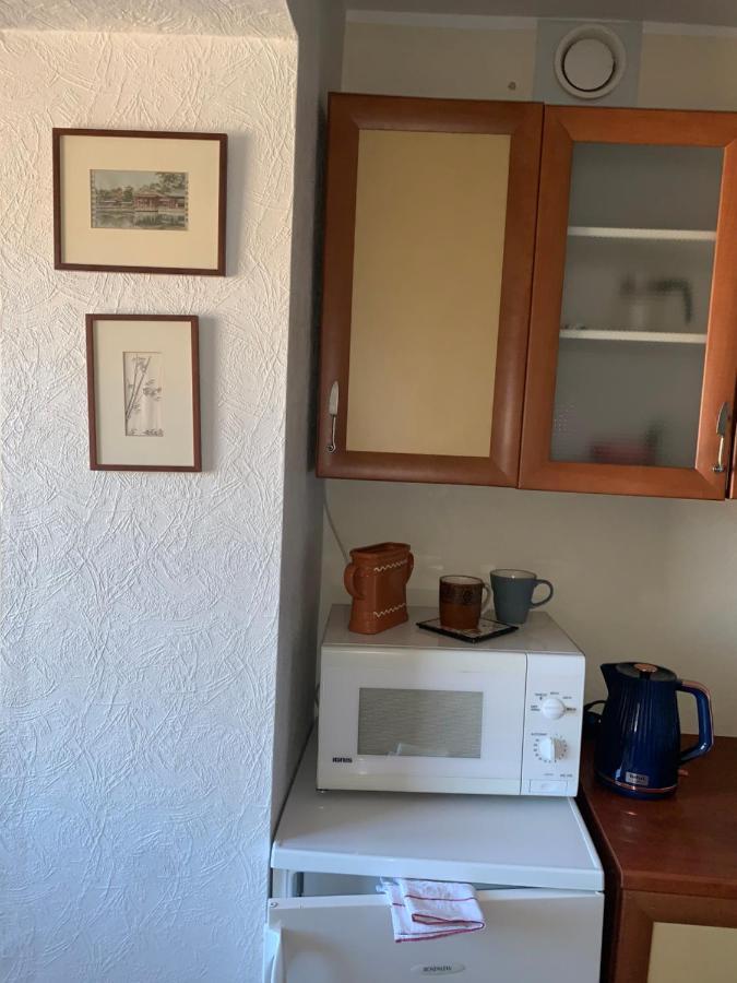 K84, Nice 2- Bedroom Apartment - 2 Big Beds 1 Single Bed 타르투 외부 사진